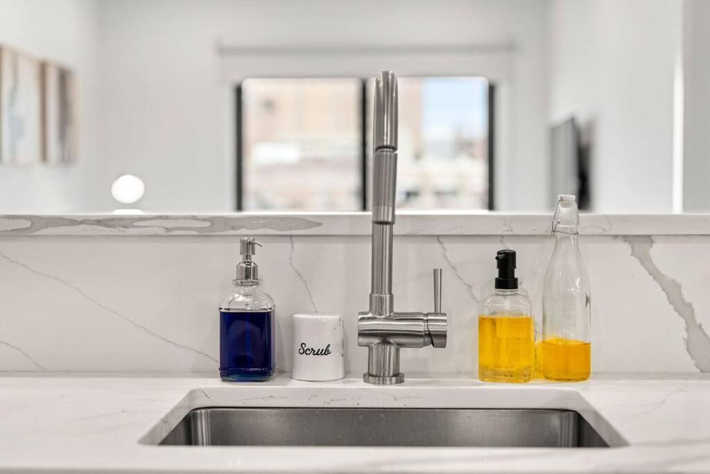 Entire Apt/2Bd 2Bth/Amer. Dream Mall/Nyc/Ewr Airpt Newark Buitenkant foto